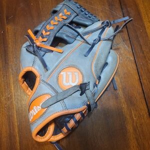 11" baseball glove